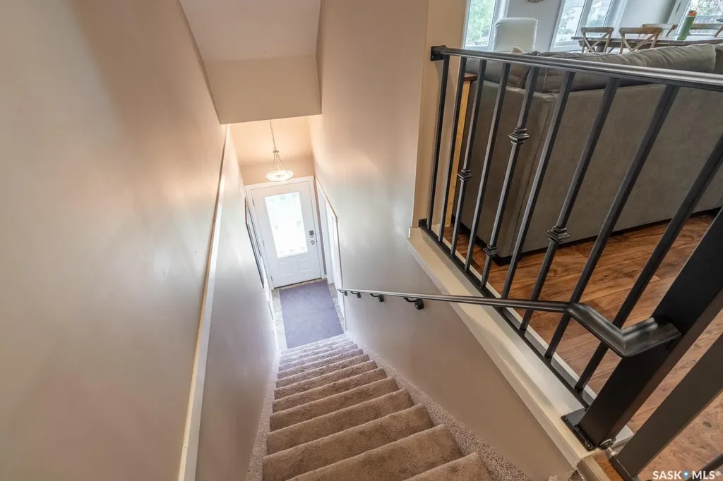 1225 Empress Street Regina SK S4T 1G7