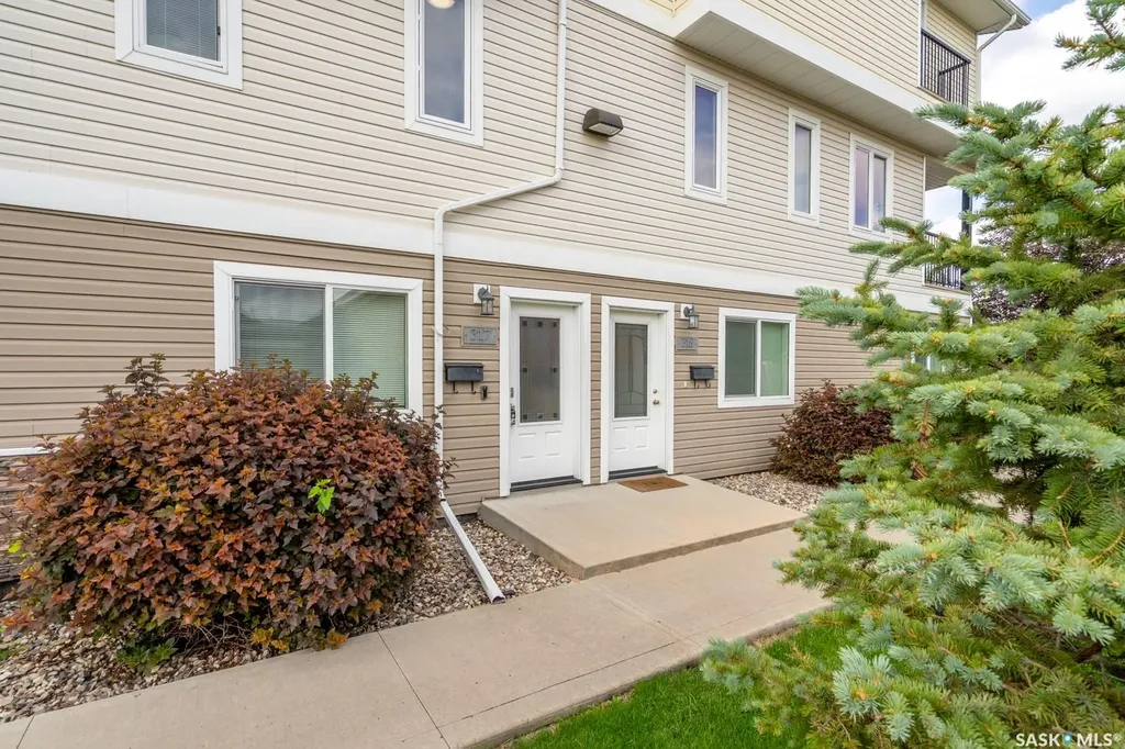 1225 Empress Street Regina SK S4T 1G7
