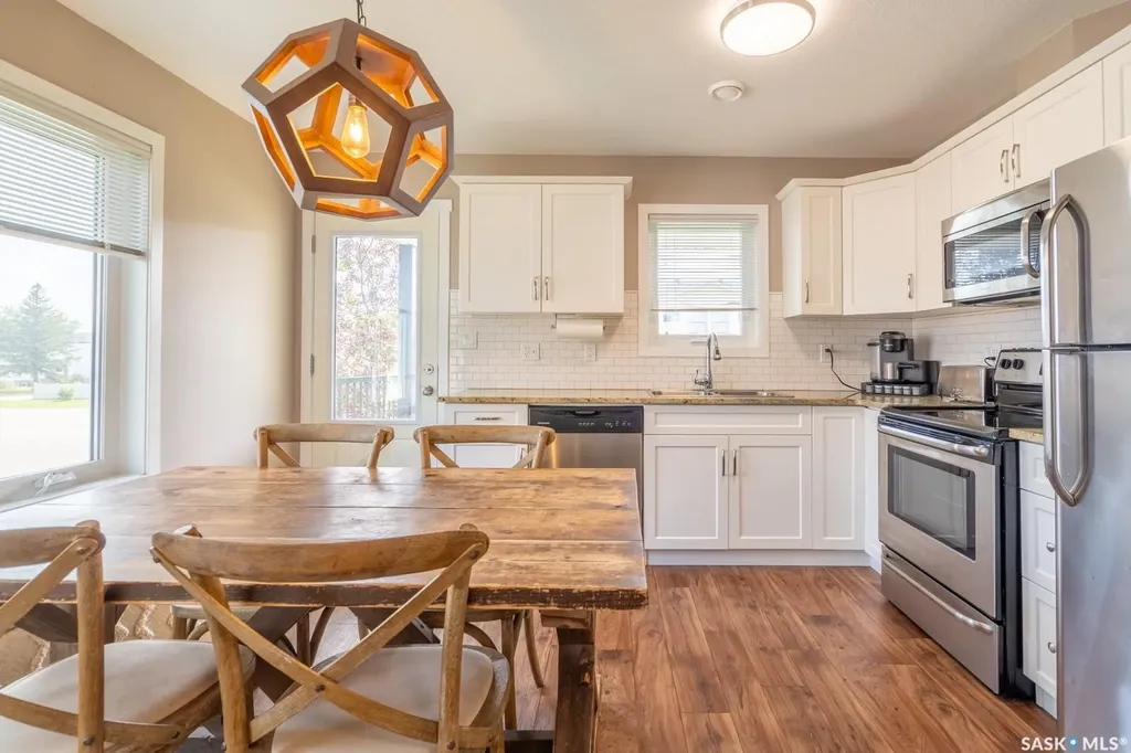 1225 Empress Street Regina SK S4T 1G7
