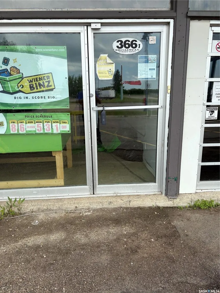 366 J Broadway Street W Yorkton SK S3N 0N8