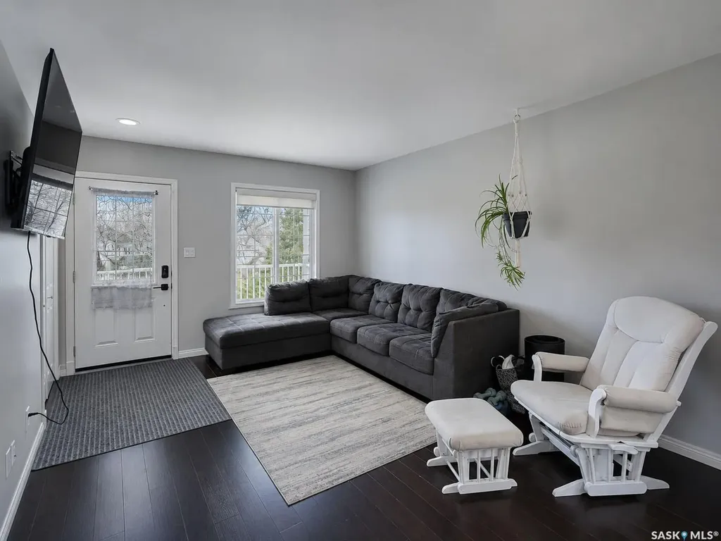 546 11th Street E Prince Albert SK S6V 1A9