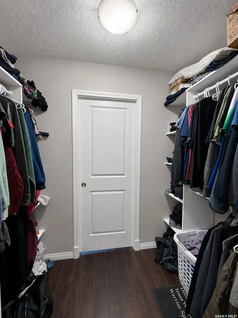 546 11th Street E Prince Albert SK S6V 1A9