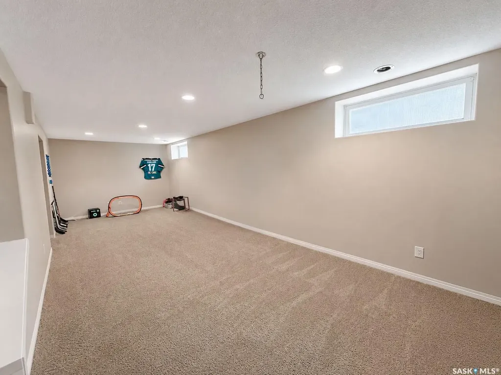 546 11th Street E Prince Albert SK S6V 1A9