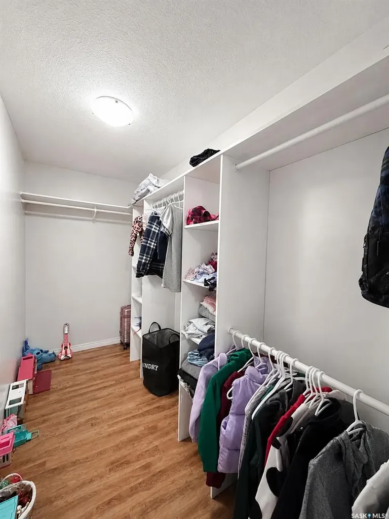 546 11th Street E Prince Albert SK S6V 1A9