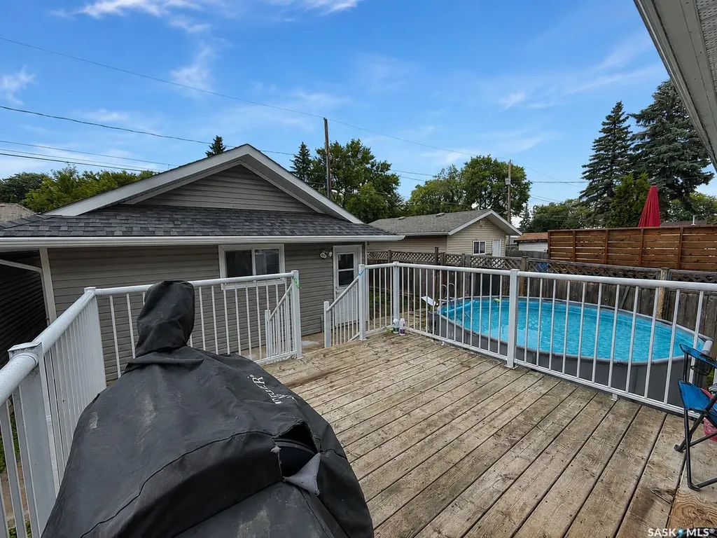 546 11th Street E Prince Albert SK S6V 1A9