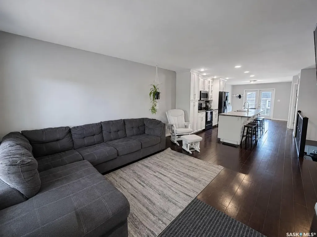 546 11th Street E Prince Albert SK S6V 1A9