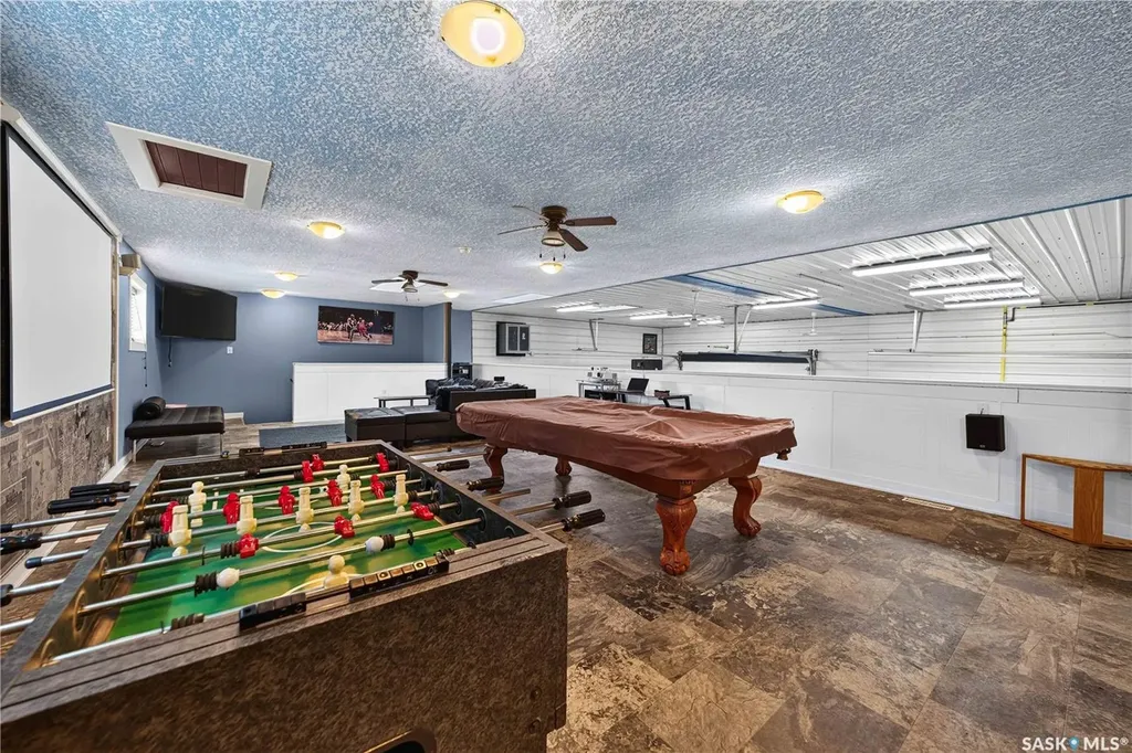 1421 Edgar Street Regina SK S4N 3K1