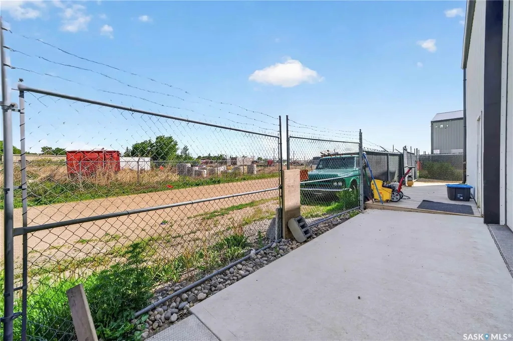 1421 Edgar Street Regina SK S4N 3K1