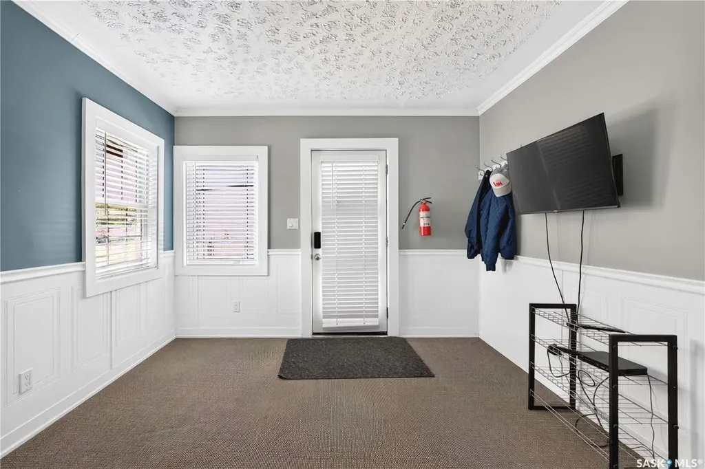 1421 Edgar Street Regina SK S4N 3K1