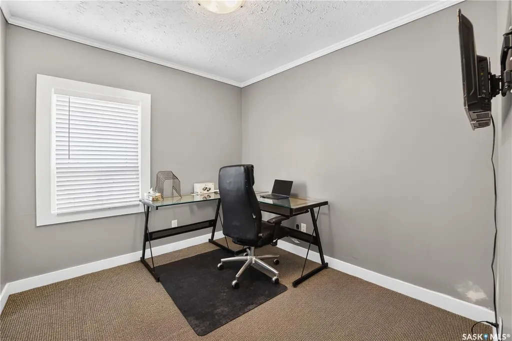 1421 Edgar Street Regina SK S4N 3K1