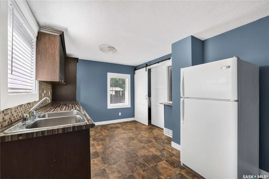 1421 Edgar Street Regina SK S4N 3K1