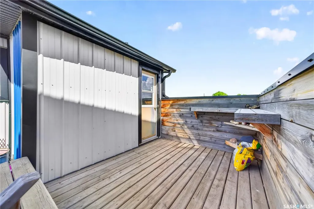 1421 Edgar Street Regina SK S4N 3K1