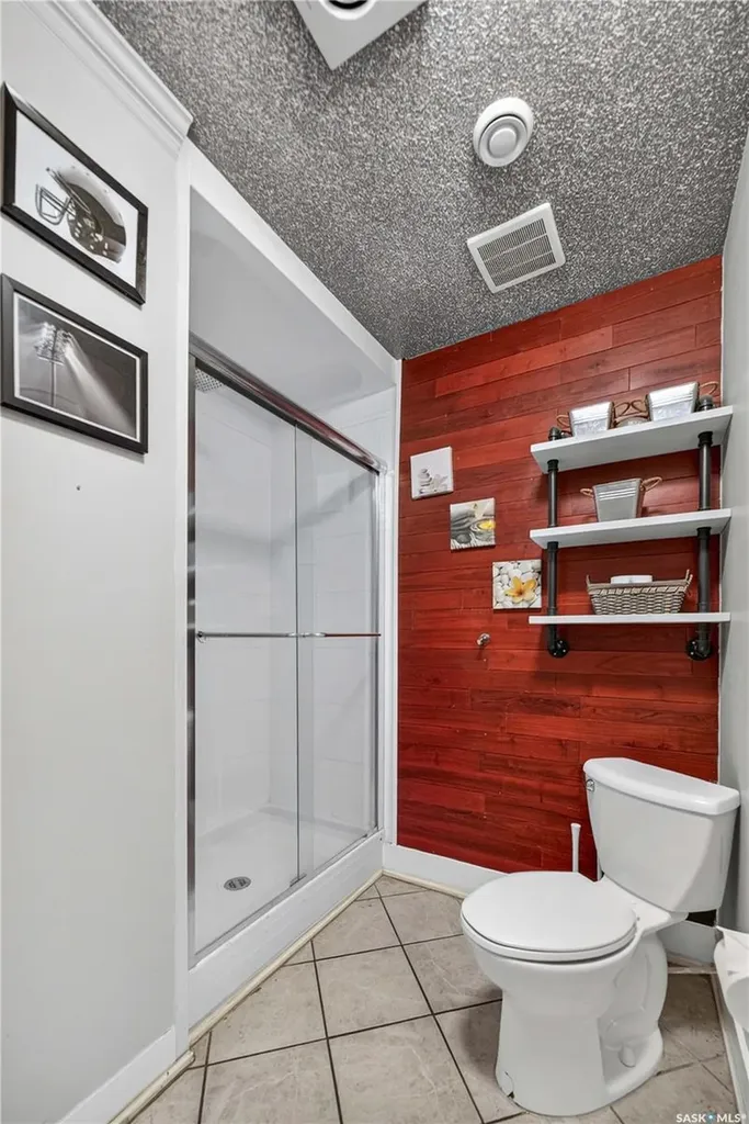 1421 Edgar Street Regina SK S4N 3K1