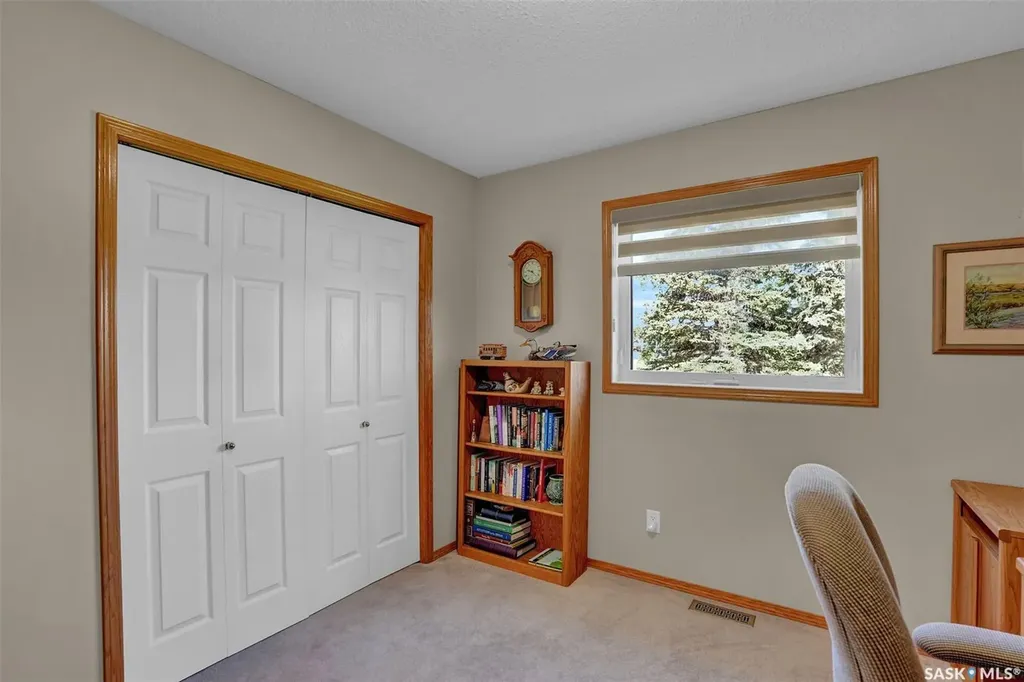 3324 Buckingham Drive E Regina SK S4V 2S8