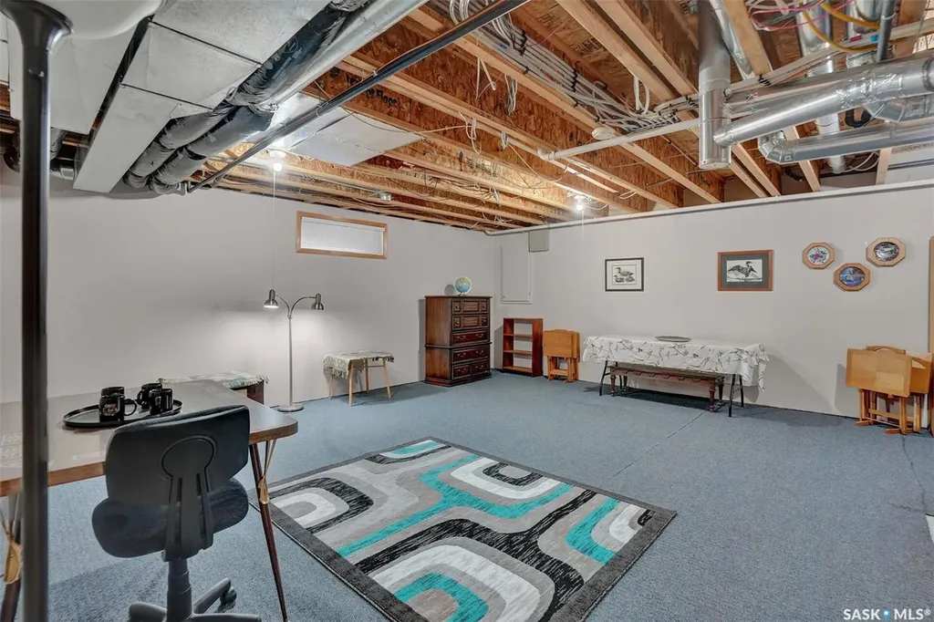 3324 Buckingham Drive E Regina SK S4V 2S8