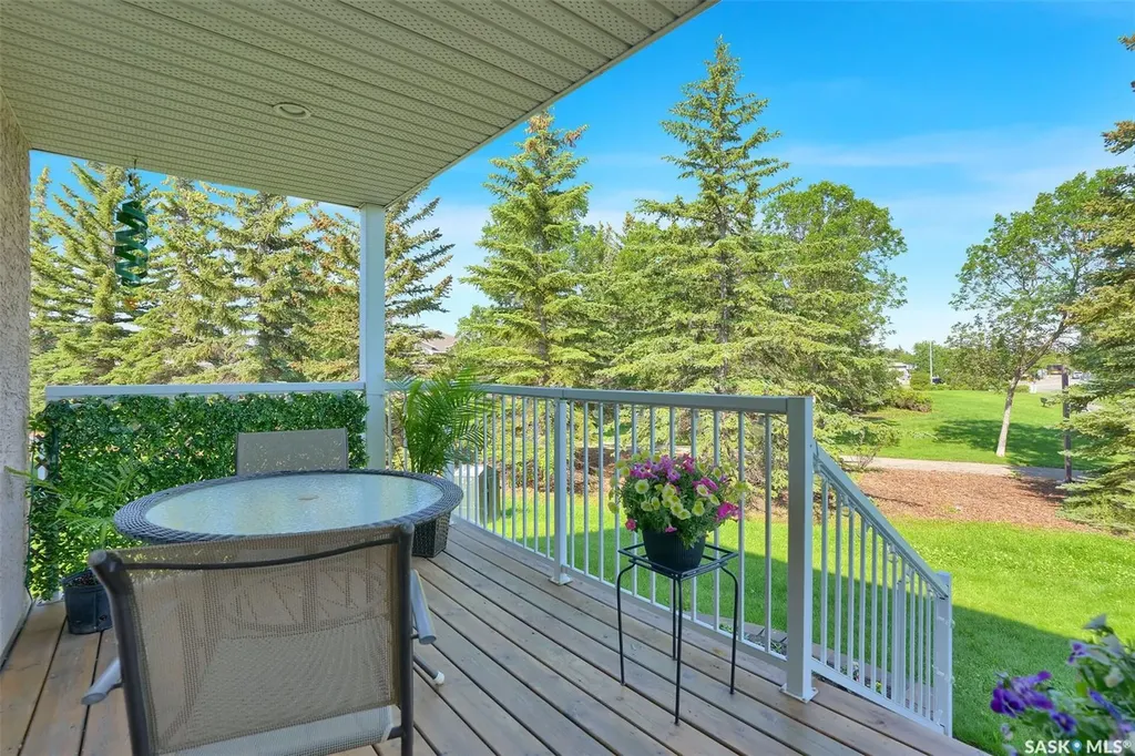 3324 Buckingham Drive E Regina SK S4V 2S8
