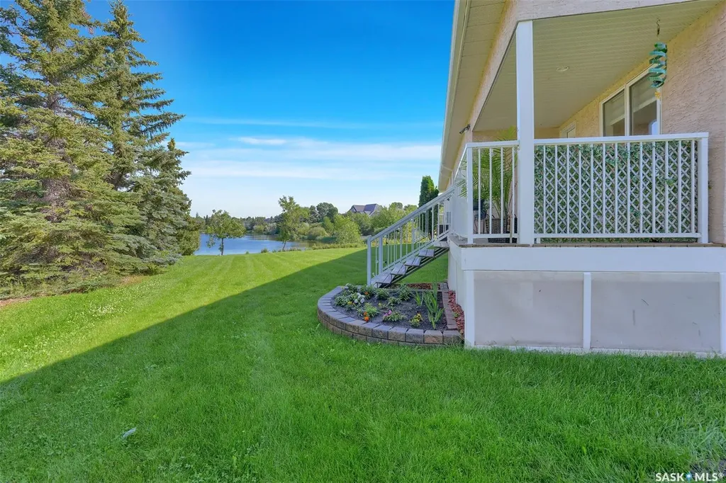 3324 Buckingham Drive E Regina SK S4V 2S8