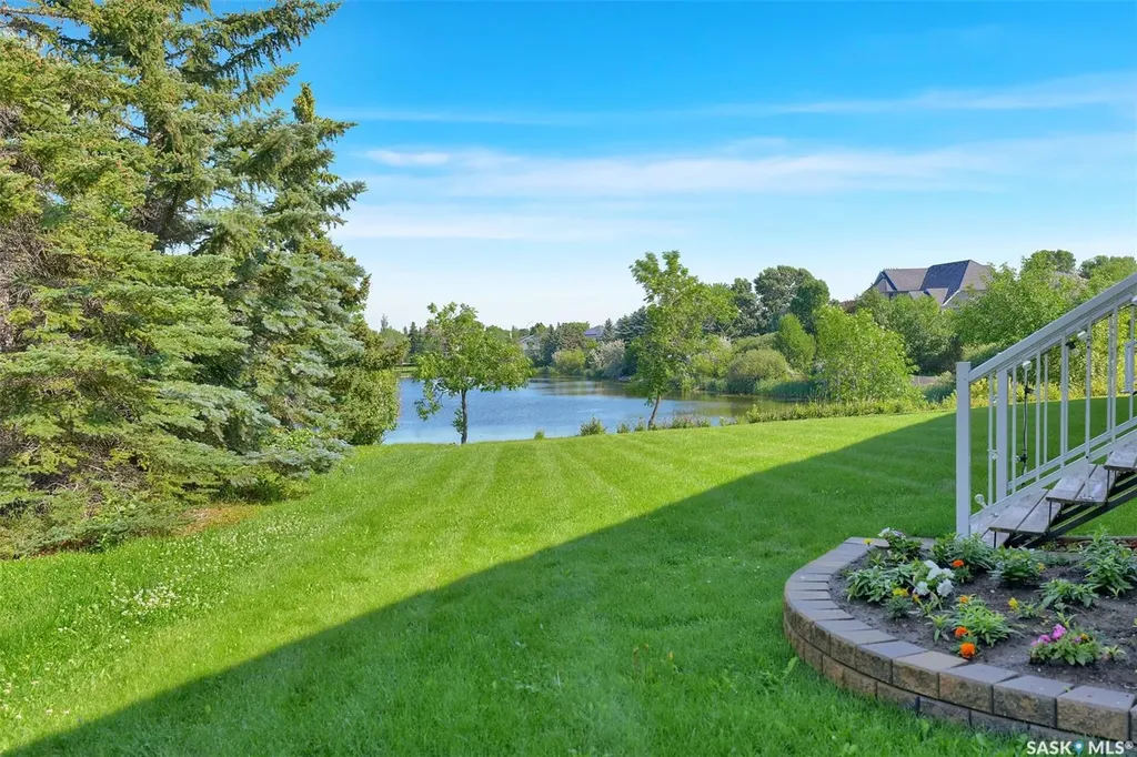 3324 Buckingham Drive E Regina SK S4V 2S8
