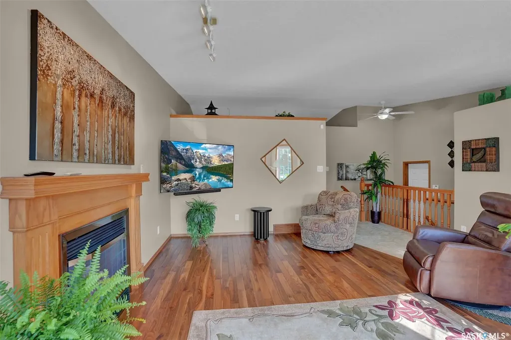 3324 Buckingham Drive E Regina SK S4V 2S8