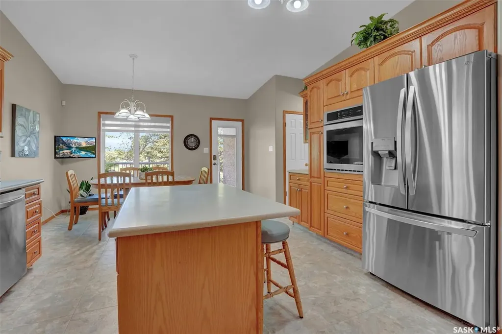3324 Buckingham Drive E Regina SK S4V 2S8