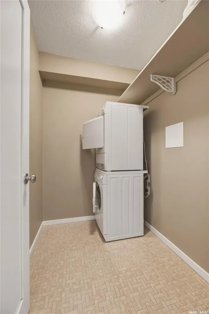 230 Slimmon Road Saskatoon SK S7V 0B3