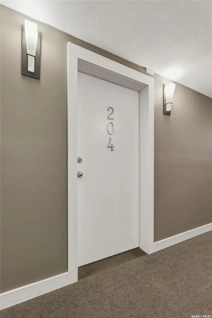 230 Slimmon Road Saskatoon SK S7V 0B3