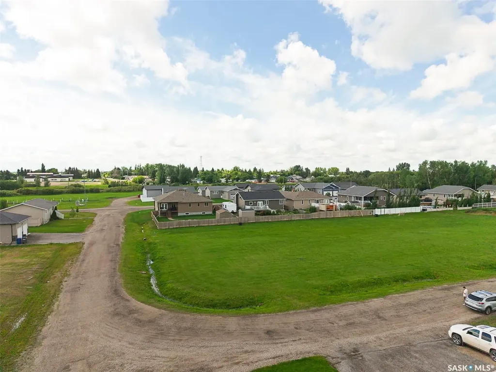 311 Ead Road Mclean SK S0G 3E0