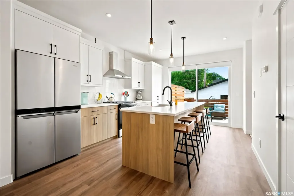 825 Osborne Street Saskatoon SK S7K 0Y6