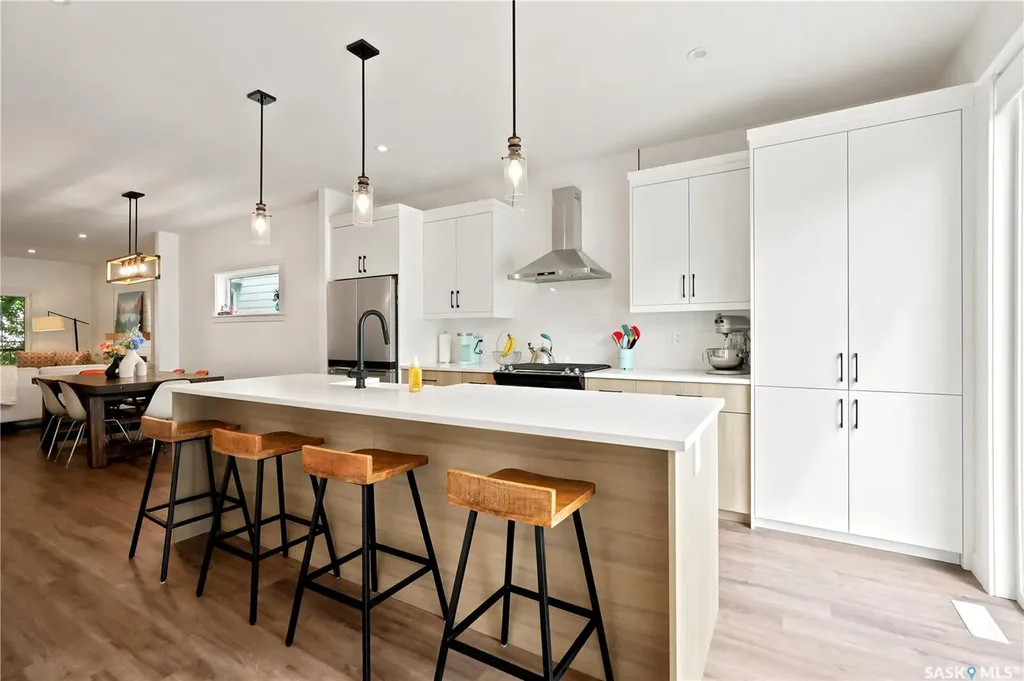 825 Osborne Street Saskatoon SK S7K 0Y6