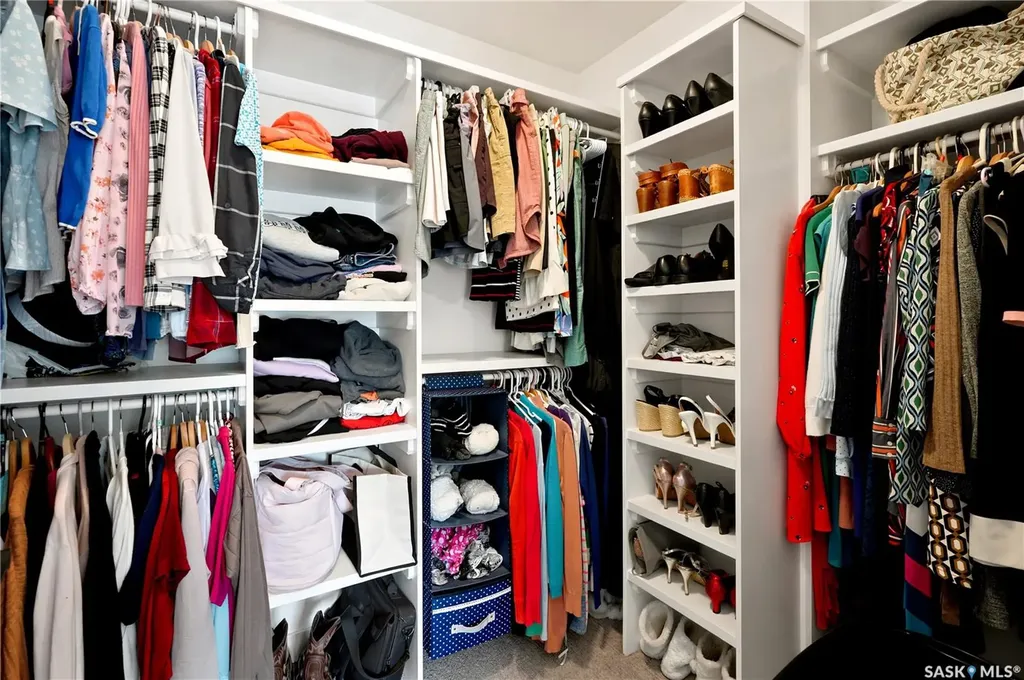 825 Osborne Street Saskatoon SK S7K 0Y6