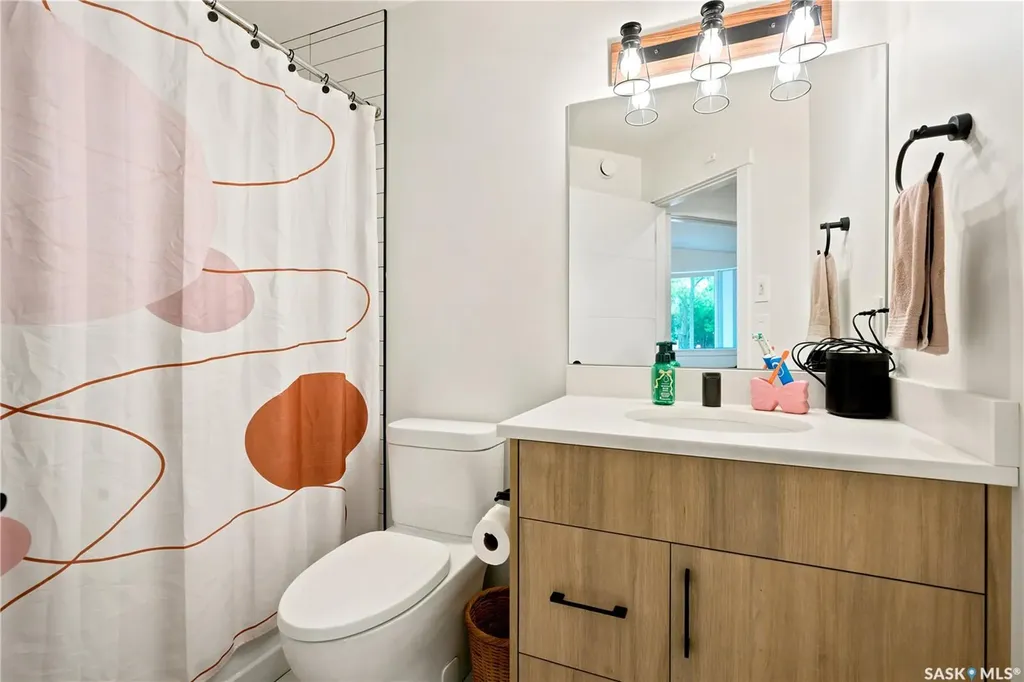 825 Osborne Street Saskatoon SK S7K 0Y6