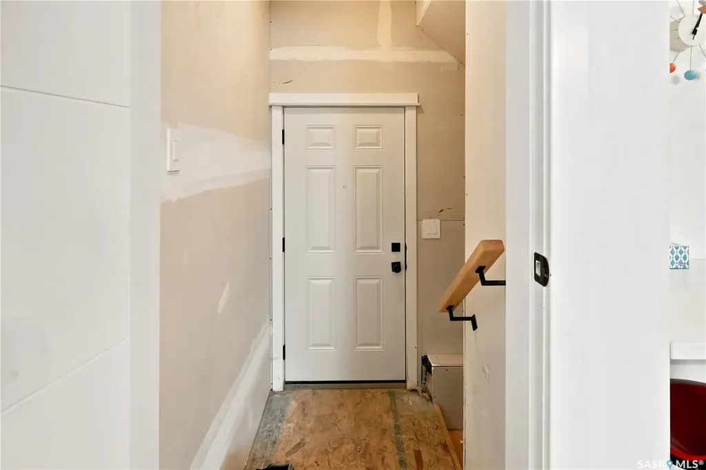 825 Osborne Street Saskatoon SK S7K 0Y6