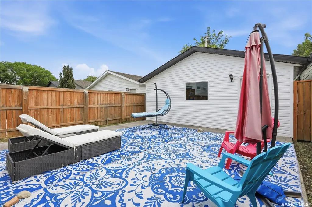 825 Osborne Street Saskatoon SK S7K 0Y6