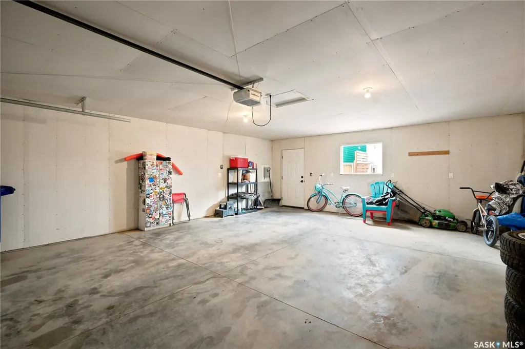 825 Osborne Street Saskatoon SK S7K 0Y6