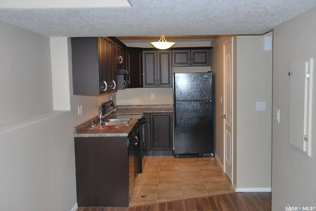 246 Sutter Place Saskatoon SK S7T 0R3