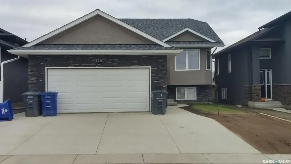 246 Sutter Place Saskatoon SK S7T 0R3