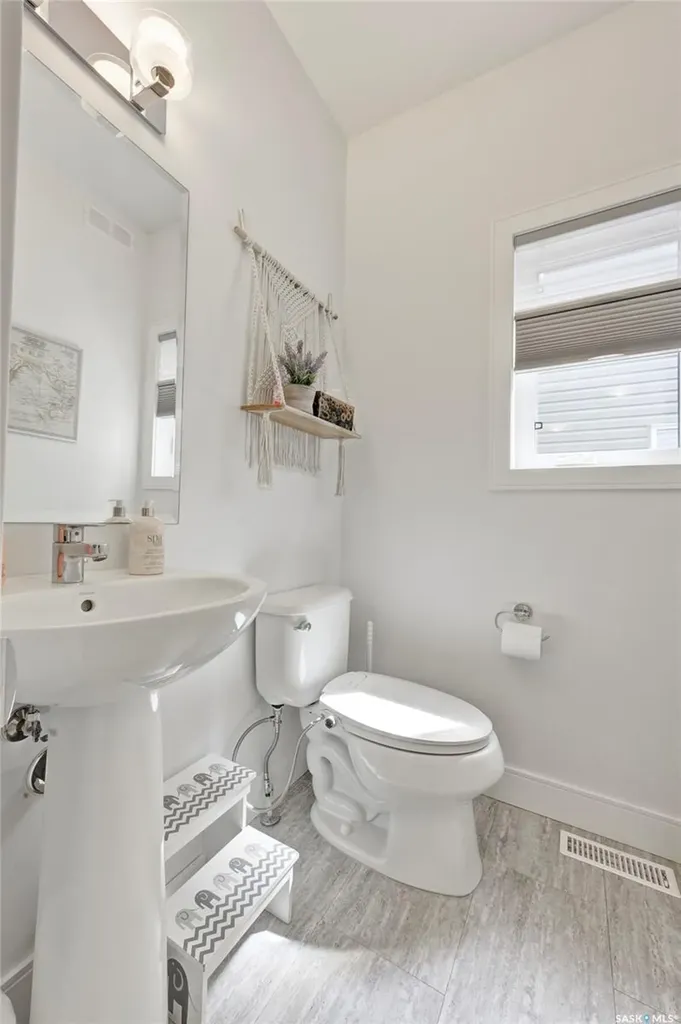 158 Cowan Crescent Martensville SK S0K 0A2