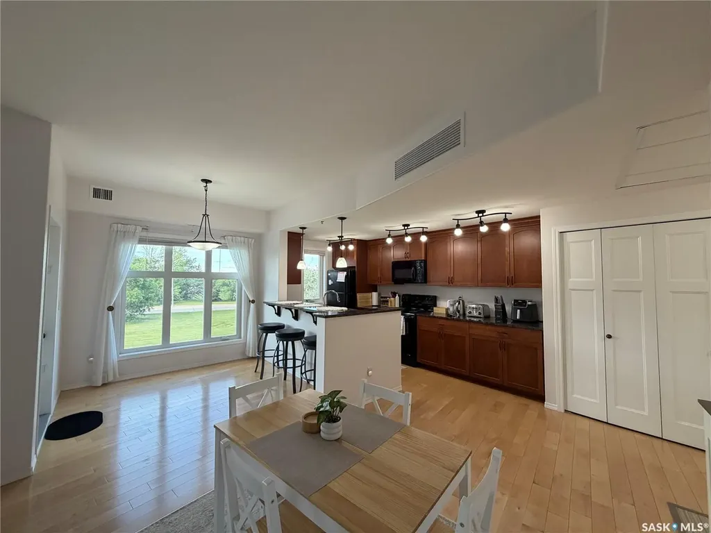 1220 Blackfoot Drive Regina SK S4S 6T2