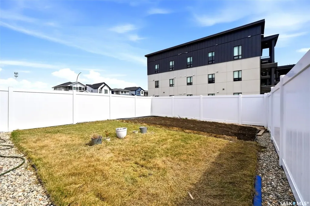 4789 Mutrie Crescent Regina SK S4V 3Y4