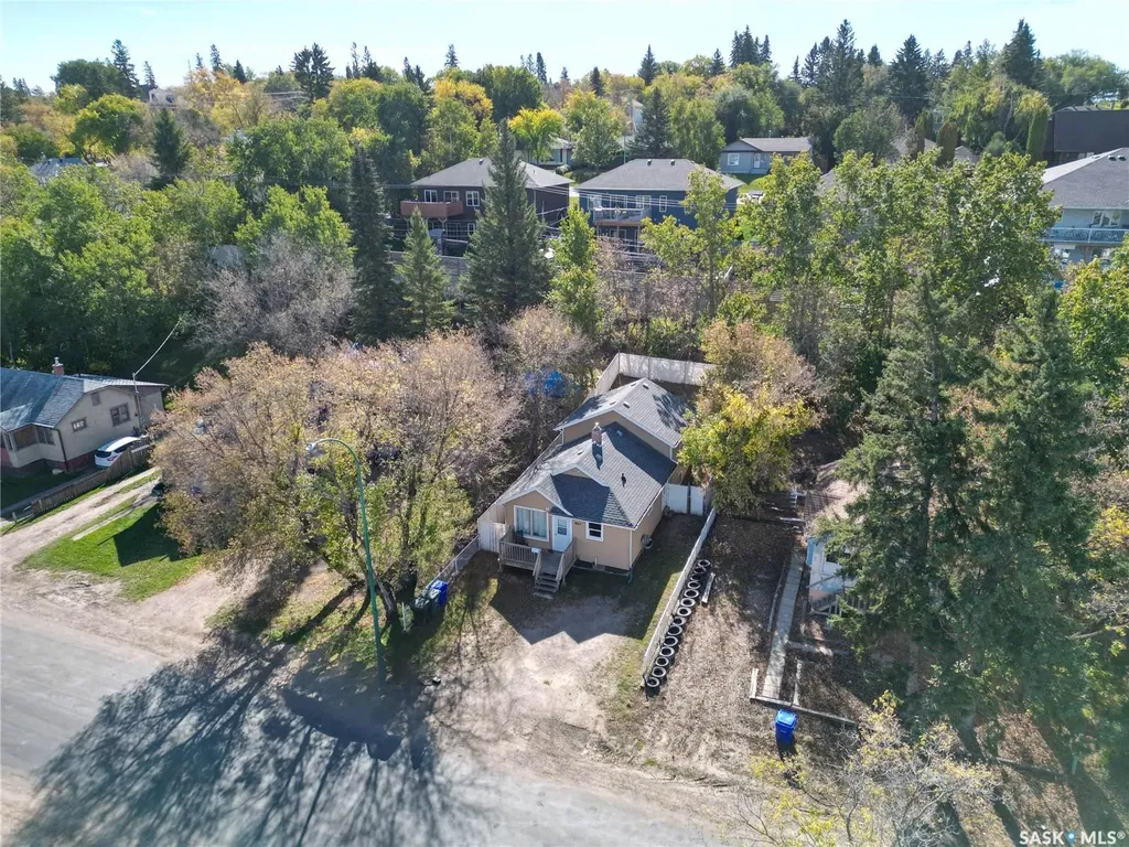 669 18th Street W Prince Albert SK S6V 4A7