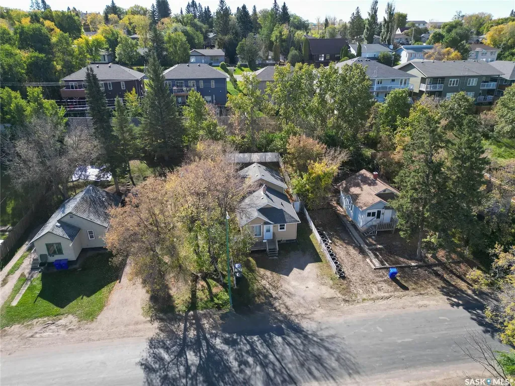 669 18th Street W Prince Albert SK S6V 4A7