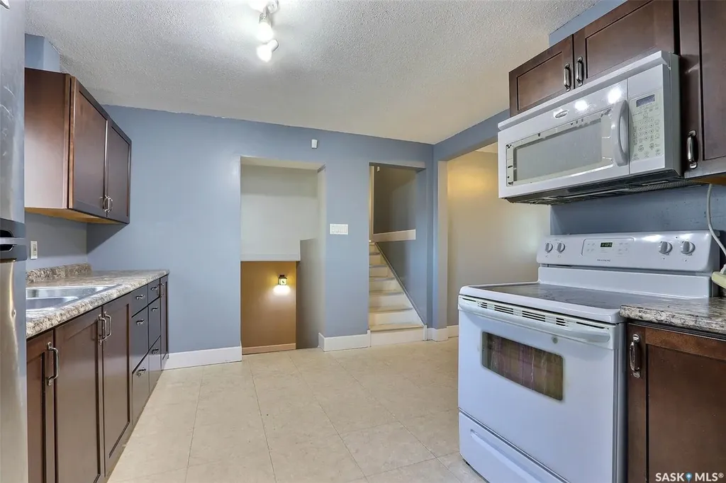 669 18th Street W Prince Albert SK S6V 4A7