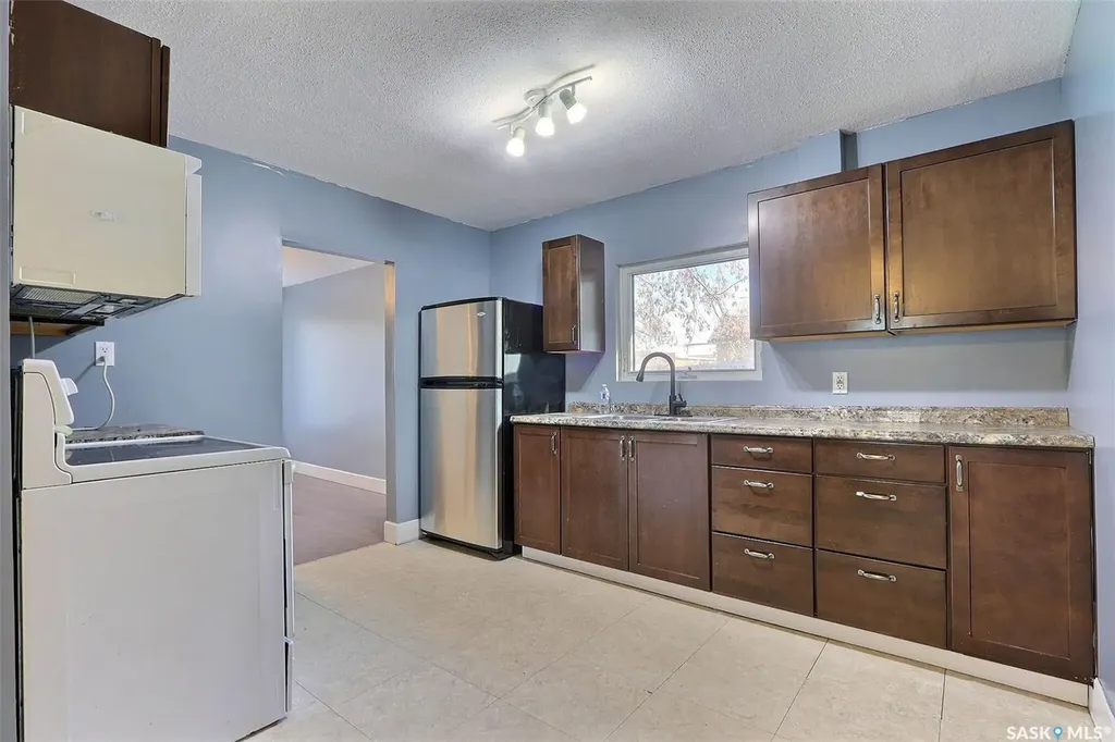 669 18th Street W Prince Albert SK S6V 4A7