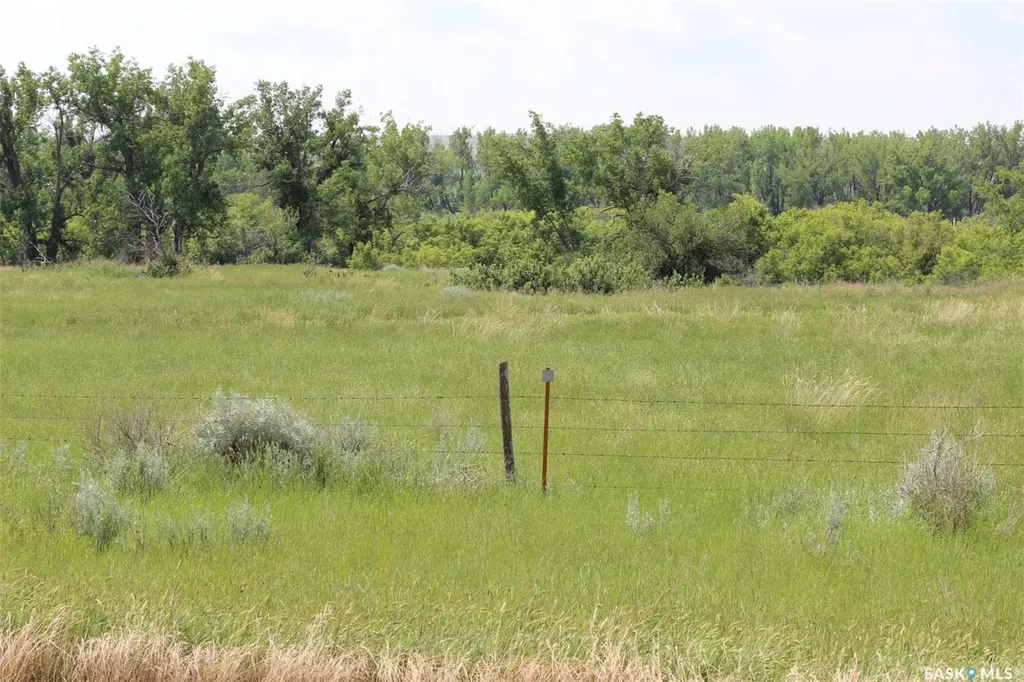 NW 24 23 26 W3 Rural Address Leader SK S0N 1H0