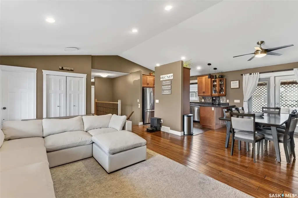 209 Regent Street Melfort SK S0E 1A0