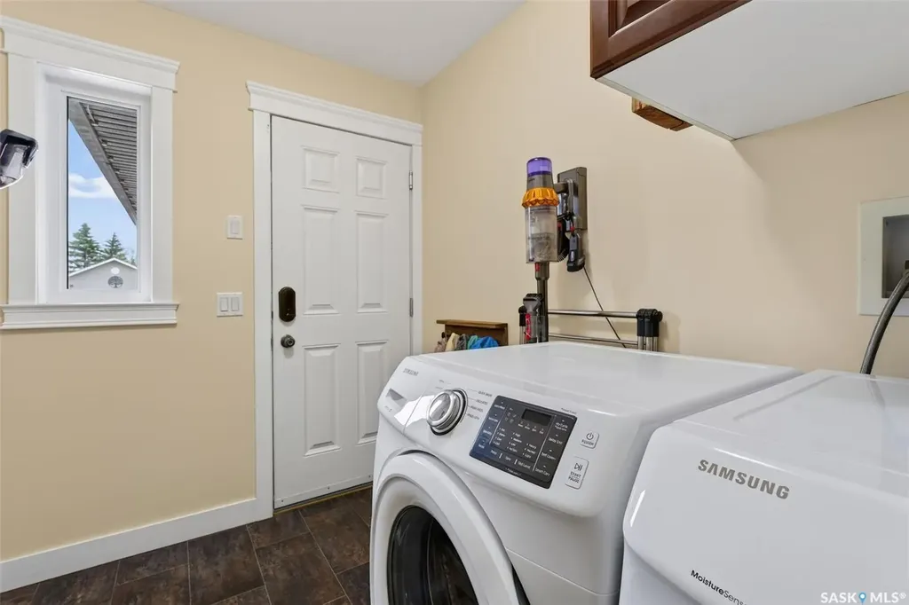 209 Regent Street Melfort SK S0E 1A0