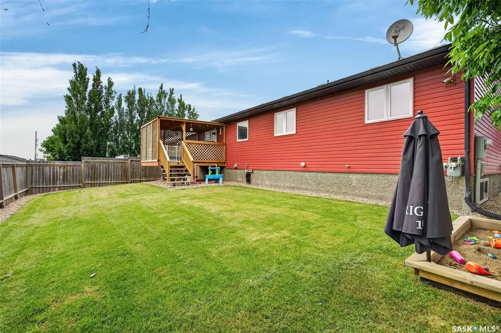 209 Regent Street Melfort SK S0E 1A0