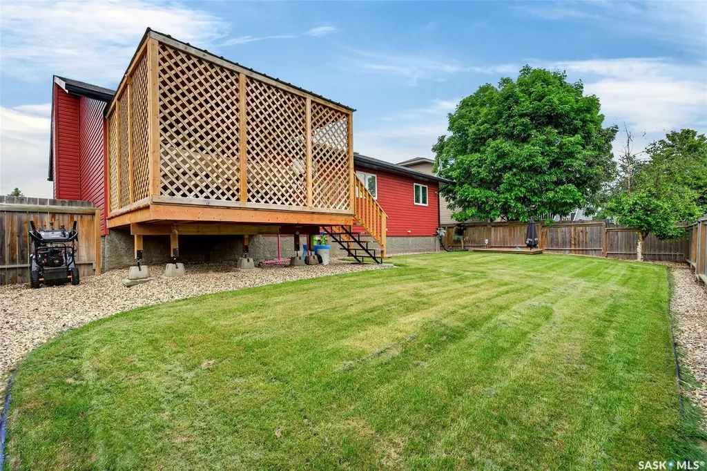 209 Regent Street Melfort SK S0E 1A0