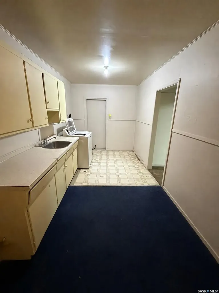 2364 Proton Avenue Gull Lake SK S0N 1A0