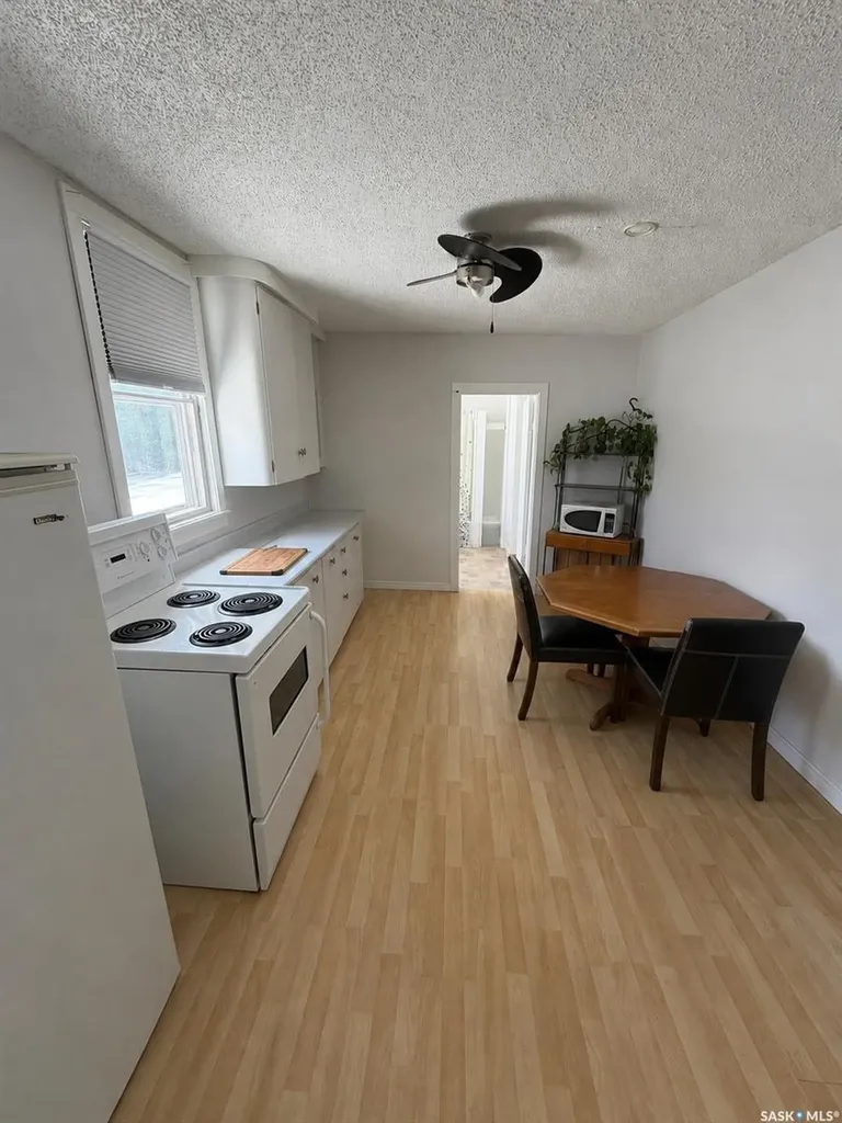 2364 Proton Avenue Gull Lake SK S0N 1A0
